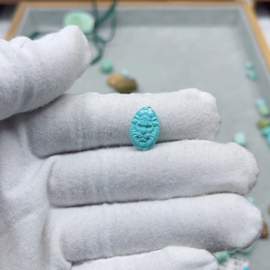 绿松石未镶嵌挂件