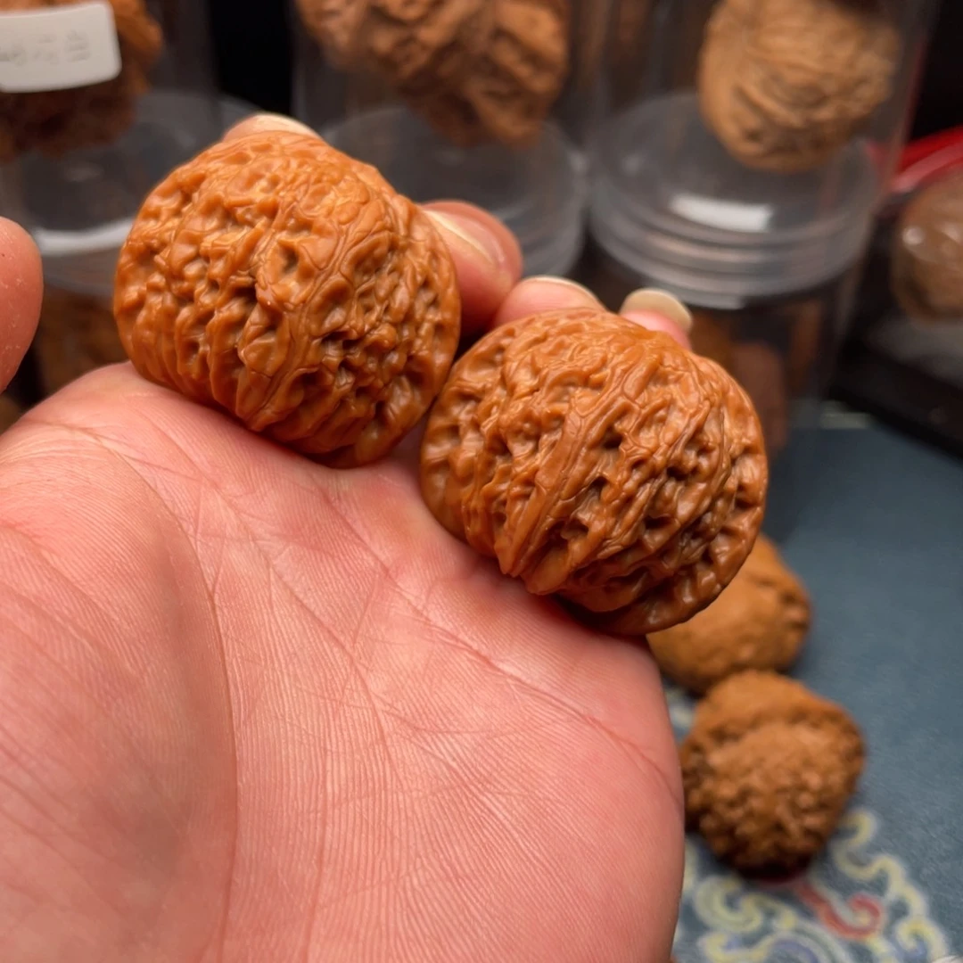 文玩核桃把件山地磨