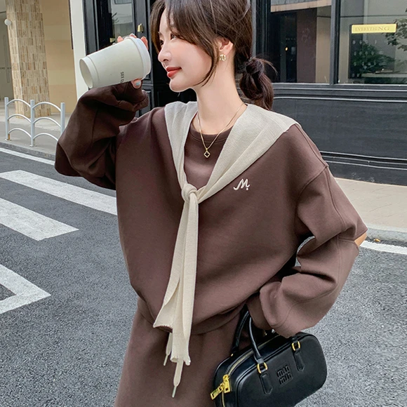 迪卡侬贵宾棕色休闲运动风格短裙套装2025秋季新韩国时尚运动衫和