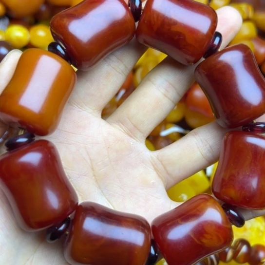 琥珀未镶嵌手链蜜蜡