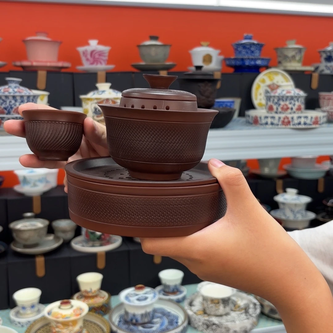 茶具是指由两件商品制