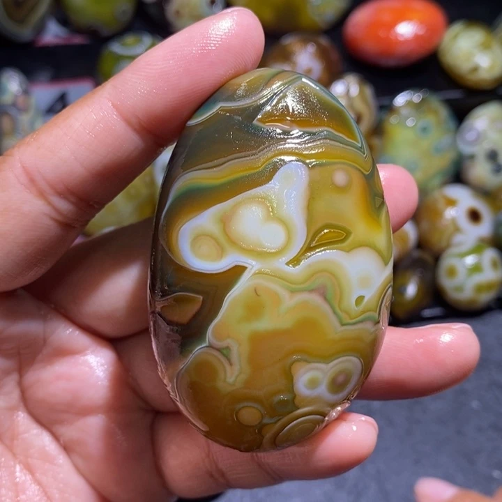 未镶嵌玛瑙/玉髓珠宝奇石