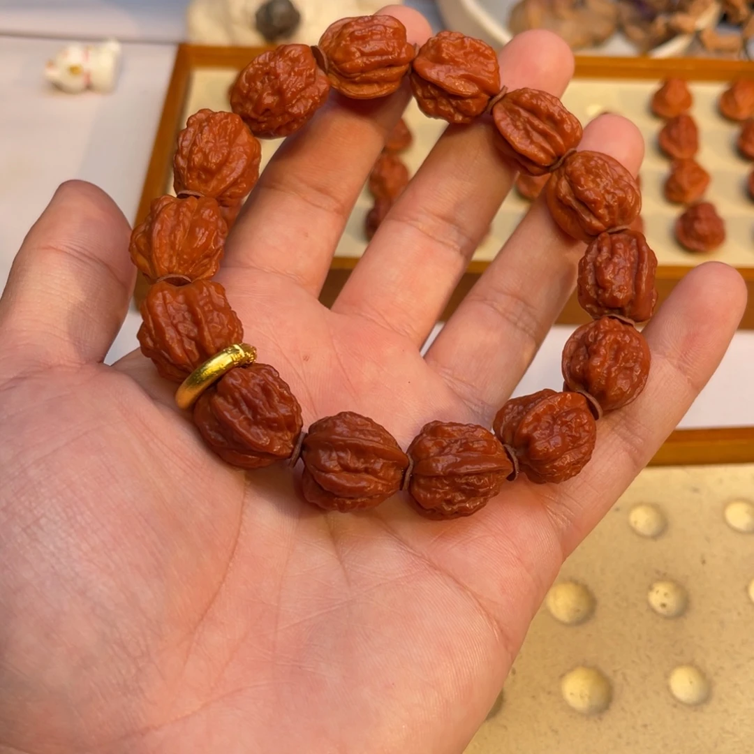 文玩核桃手串蛤蟆头