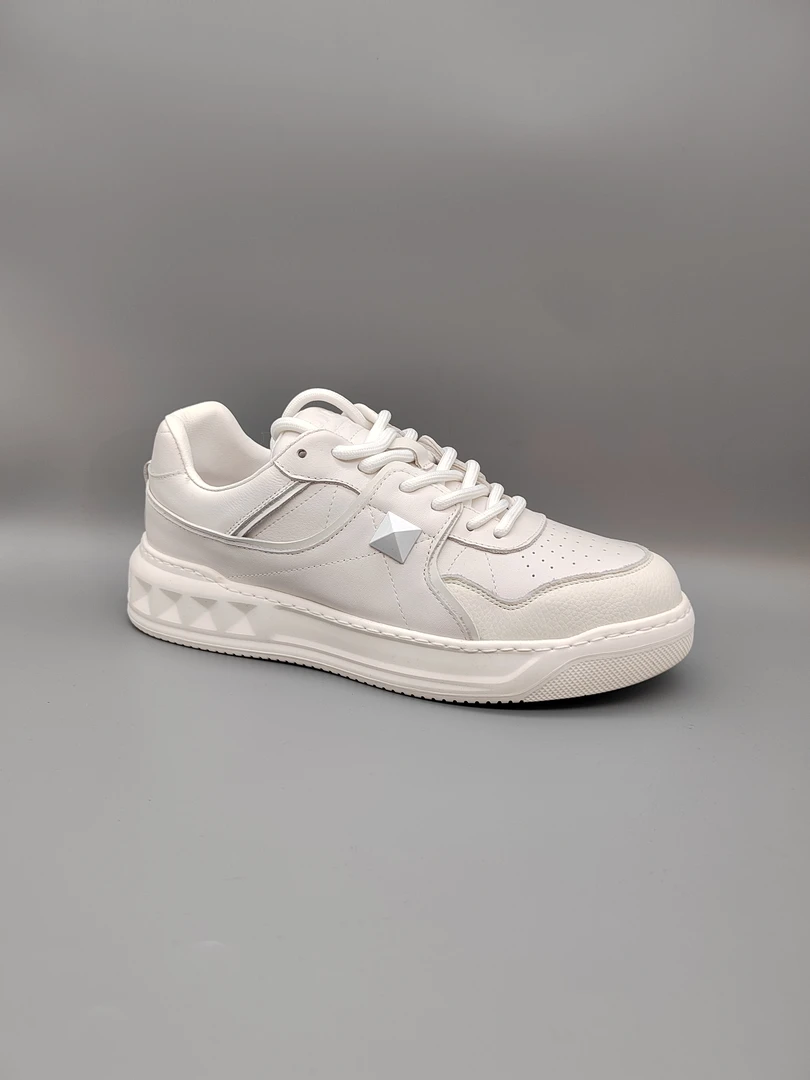 522男士时尚休闲百搭透气潮流潮鞋