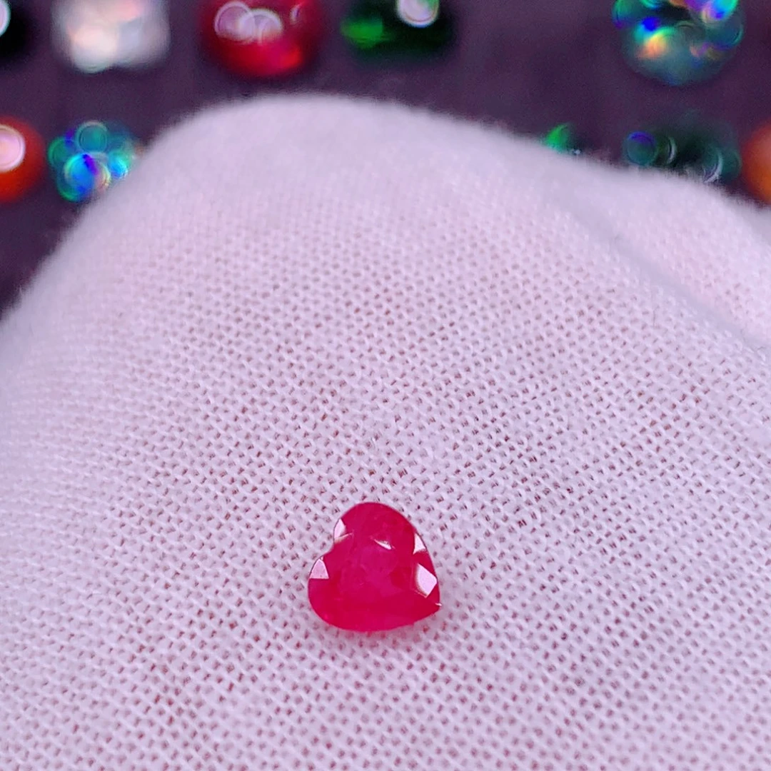 红宝石裸石998777777