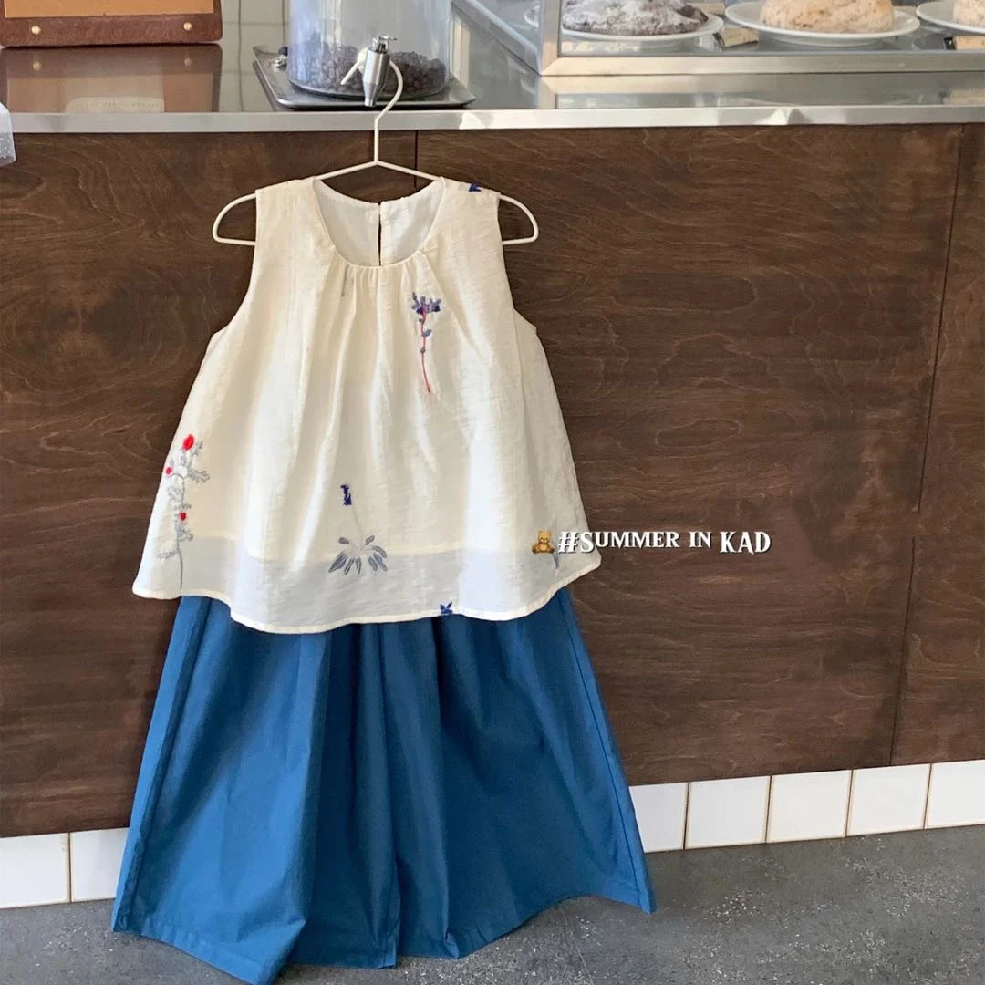 女童刺绣无袖娃娃衫套装夏季2025新款女孩国潮绣花背心九分阔腿裤