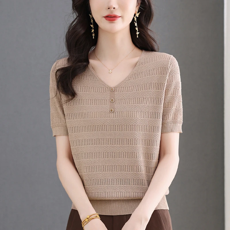 夏装2025新款大码V领短袖T恤女宽松显瘦薄款洋气镂空冰丝针织上衣