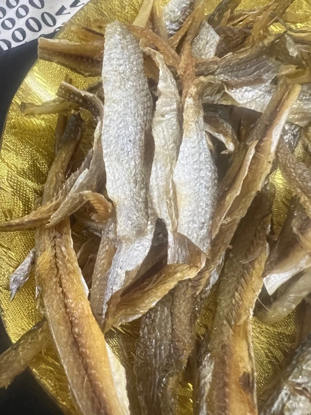 清远北江河农家自晒凌鱼干净肉