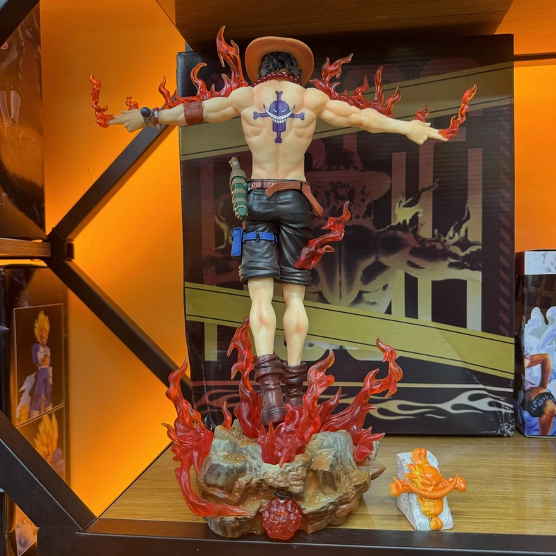 高约35厘米定制背部展臂艾斯底座发光手办