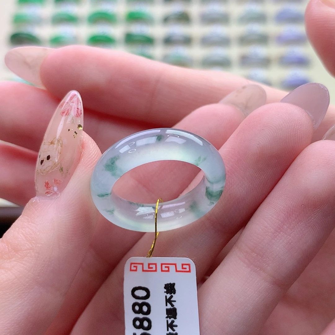 翡翠未镶嵌戒指港13