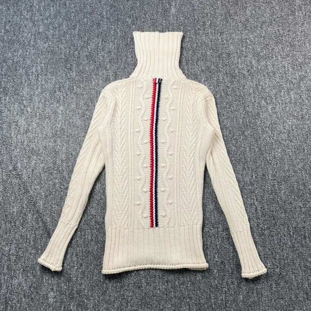 99新 THOMBROWNE 3738/THOM BROWNE 米色高领毛衣/40码