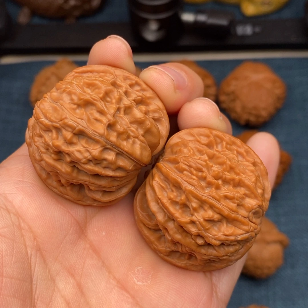 把件文玩核桃38红皮老树球磨