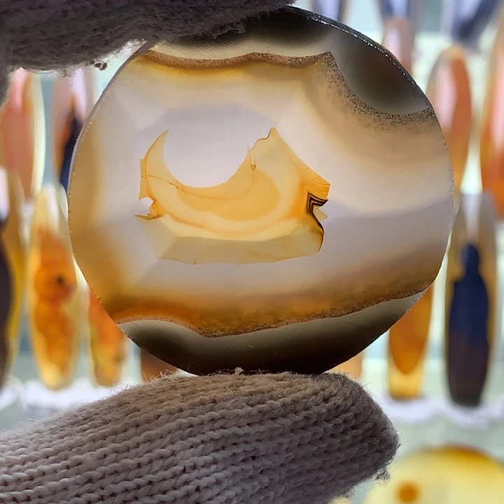 未镶嵌颈饰玛瑙/玉髓172