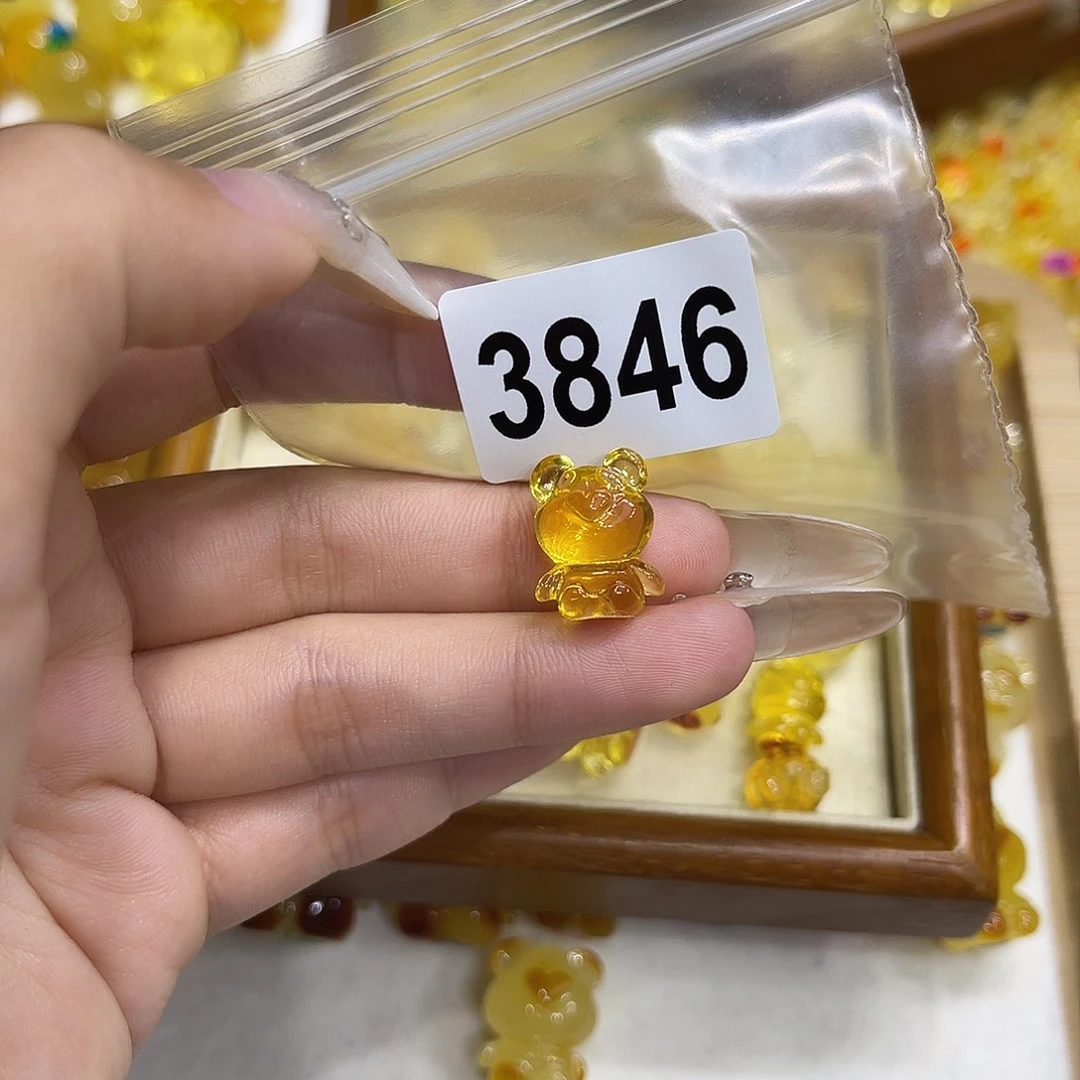 言***易琥珀未镶嵌珠宝奇石