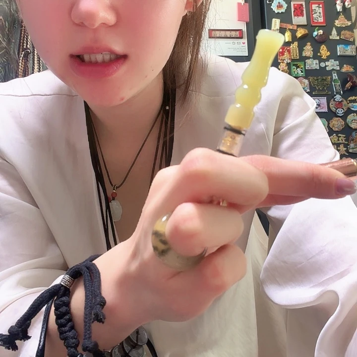 岫玉未镶嵌过滤烟嘴粗支