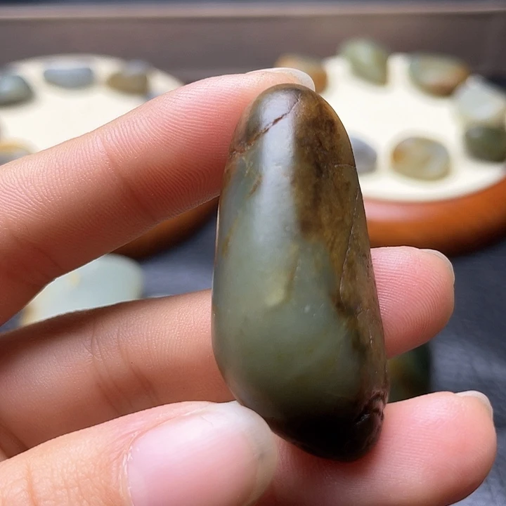 和田玉颈饰未镶嵌37