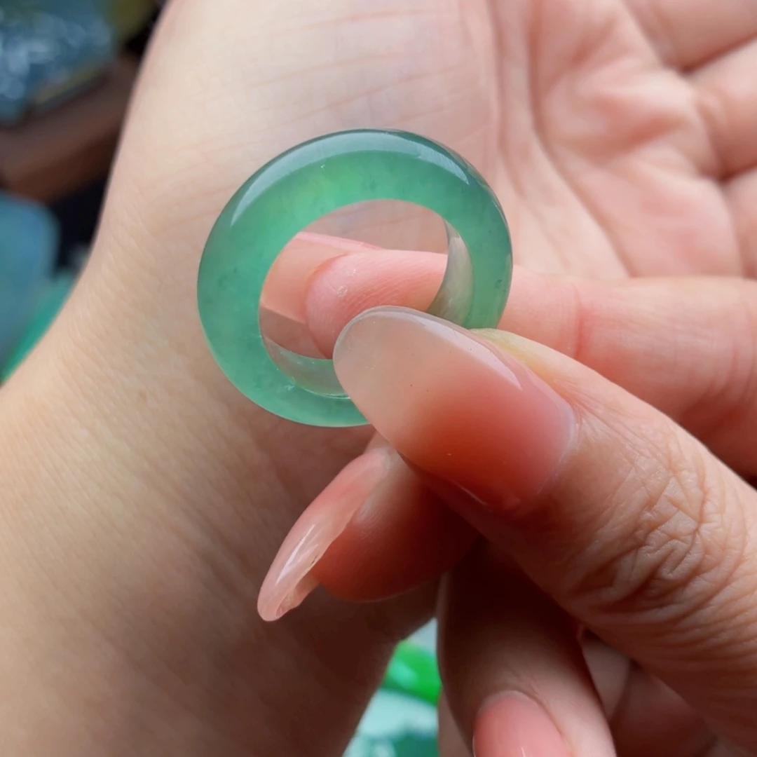 定制翡翠未镶嵌翡翠首饰