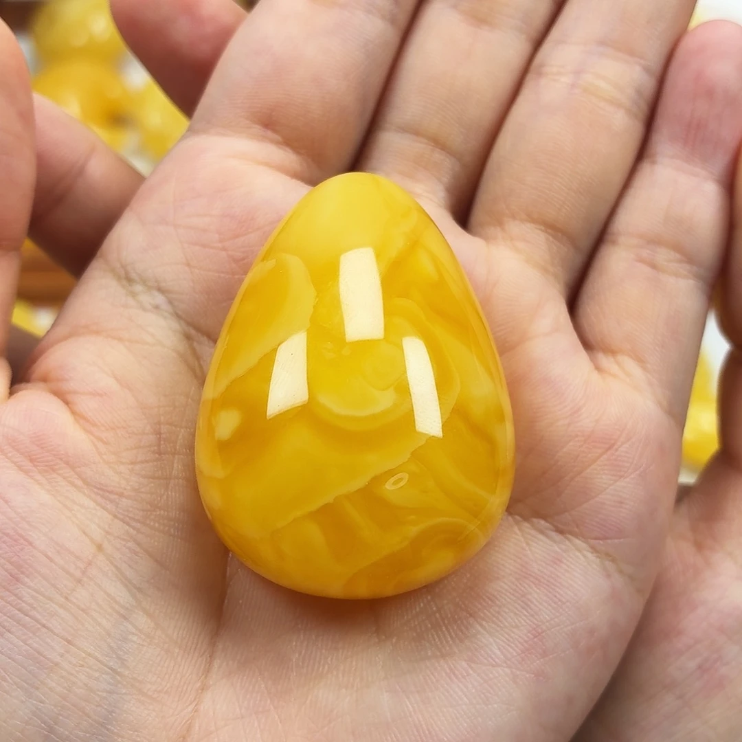 蜜蜡颈饰未镶嵌焦皮浓蜡妖花水滴