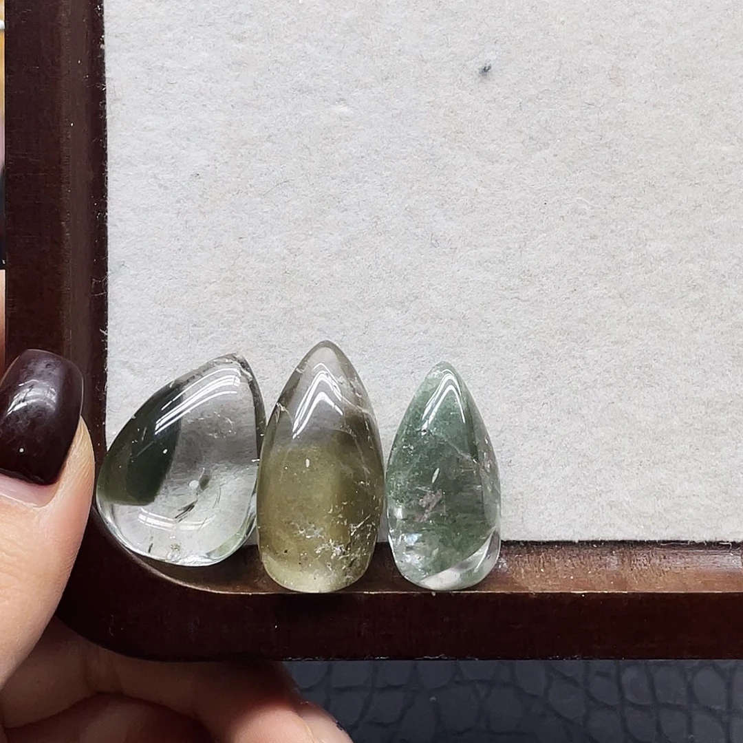 嗯***？水晶珠宝半成品未镶嵌50