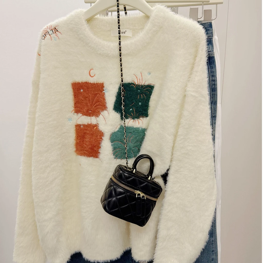 美式圆领毛衣慵懒风秋冬方块烟花刺绣毛绒绒软糯宽松设计感针织衫