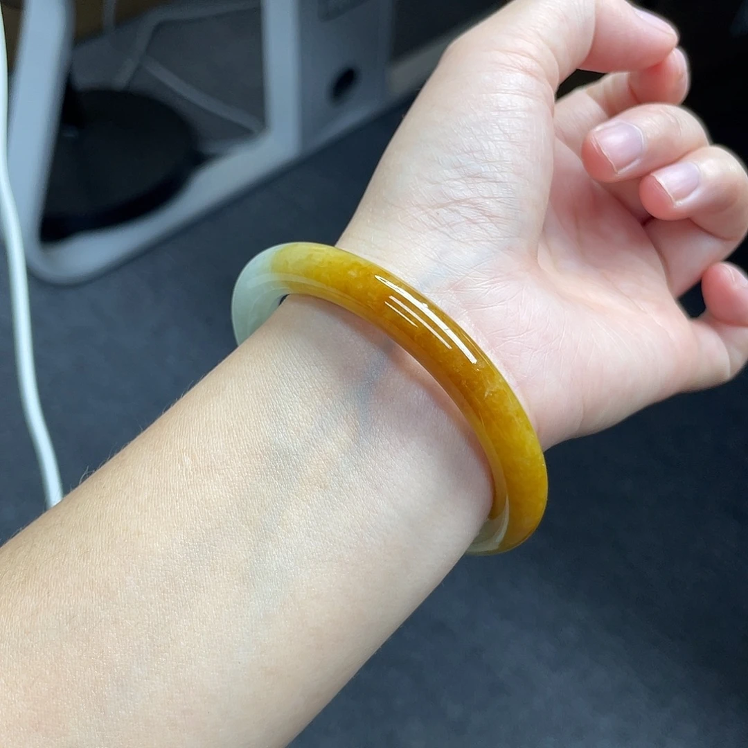 翡翠未镶嵌手镯53.6鸡油黄～开播漏