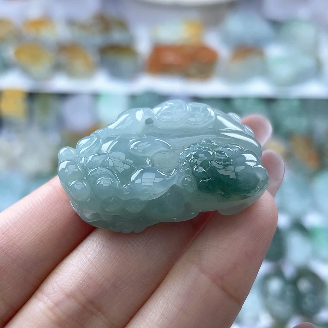 颈饰未镶嵌翡翠貔貅1