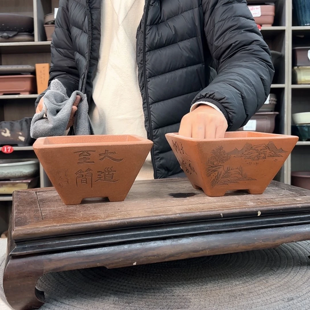 紫砂花盆丰*紫砂的颜色很好看呀