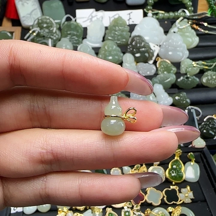 和田玉银S925镶嵌颈饰