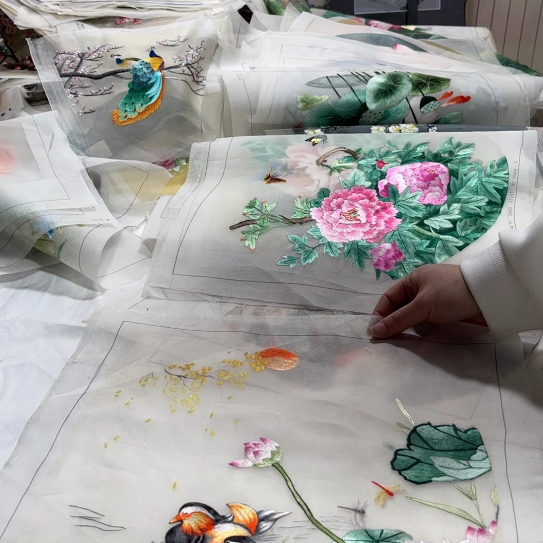 刺绣纯手工制作的一款