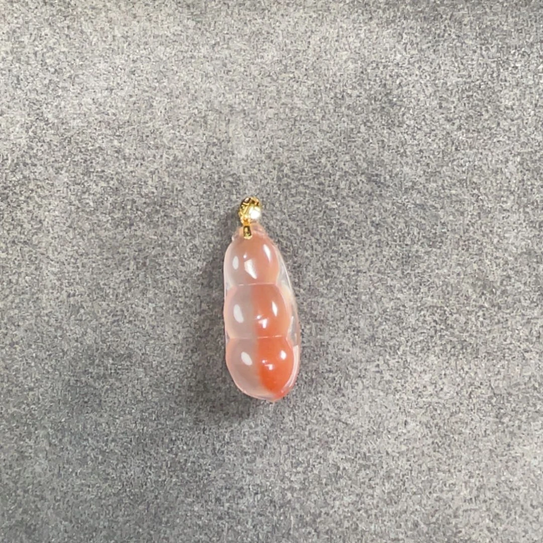 南红玛瑙18K金镶嵌冰飘豆子