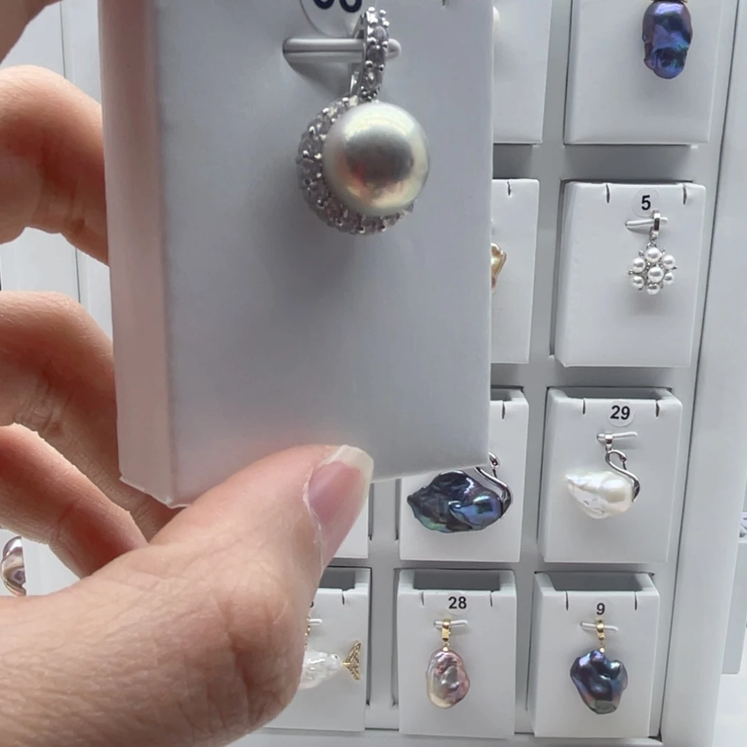 合金淡水珍珠颈饰