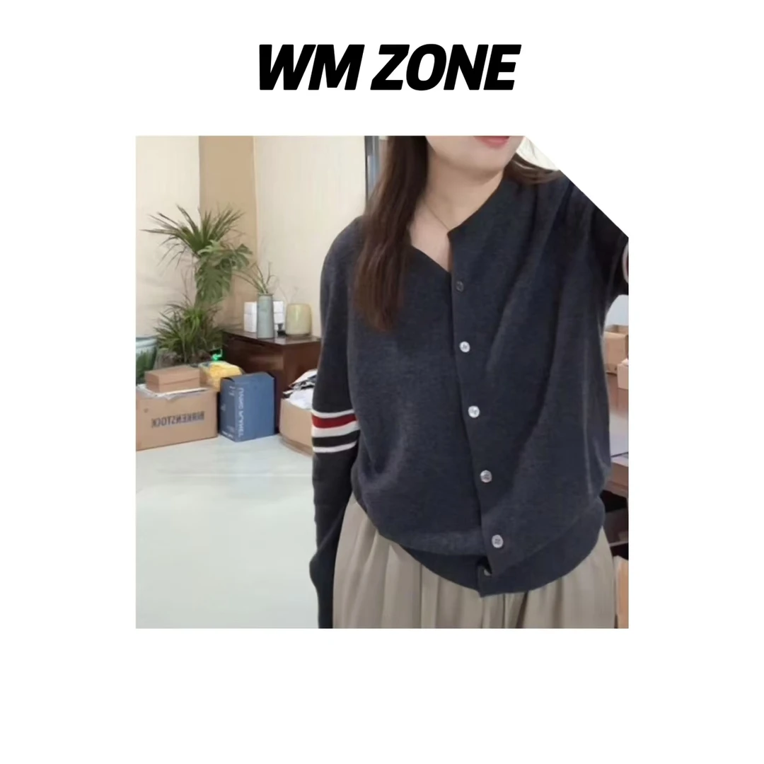 WM 3-14- 3768 英伦学院风圆领针织开衫