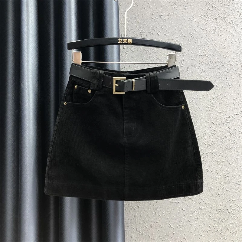 欧货辣妹2025秋冬新款灯芯绒半身裙时尚百搭防走光a字包臀短裙子