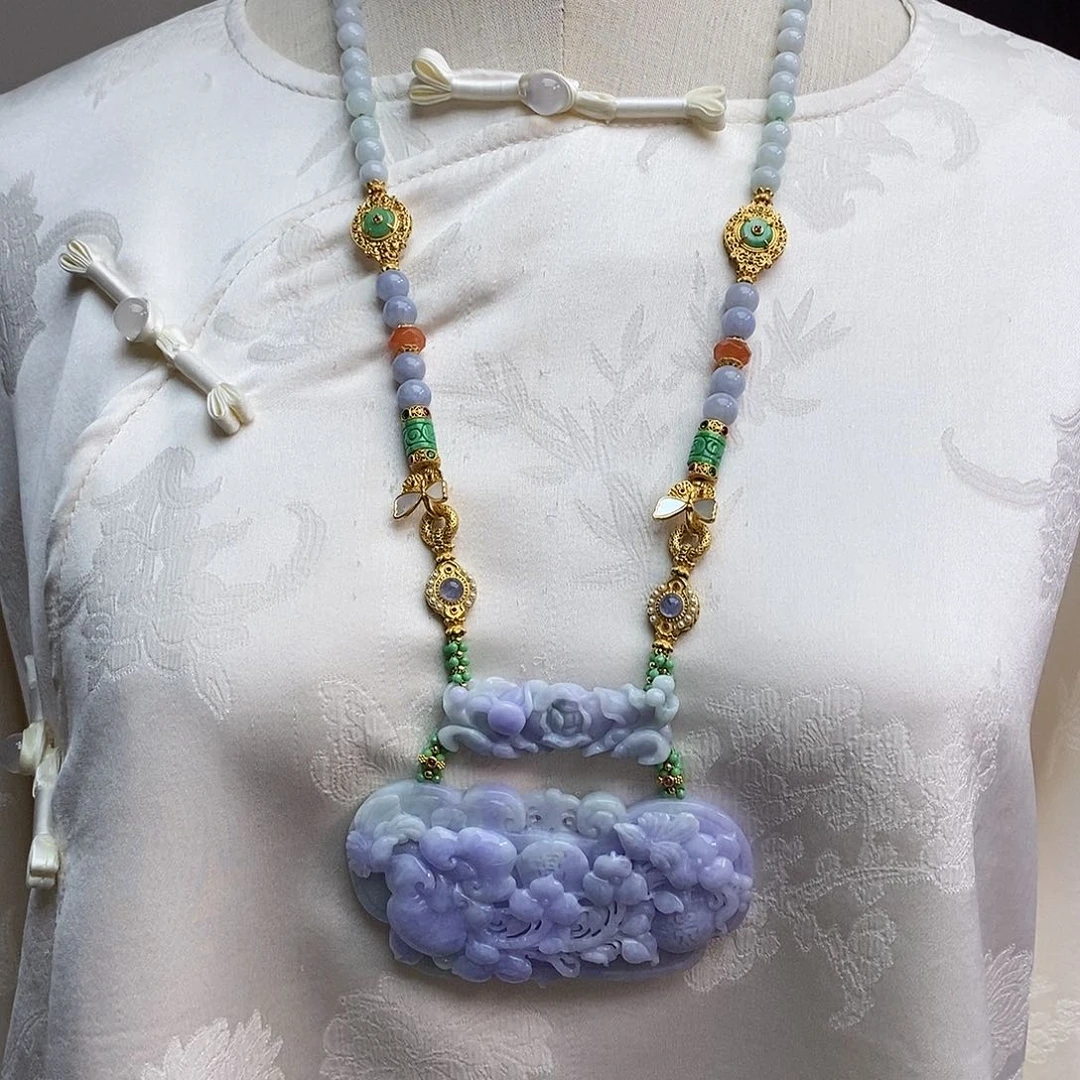 翡翠颈饰未镶嵌天然