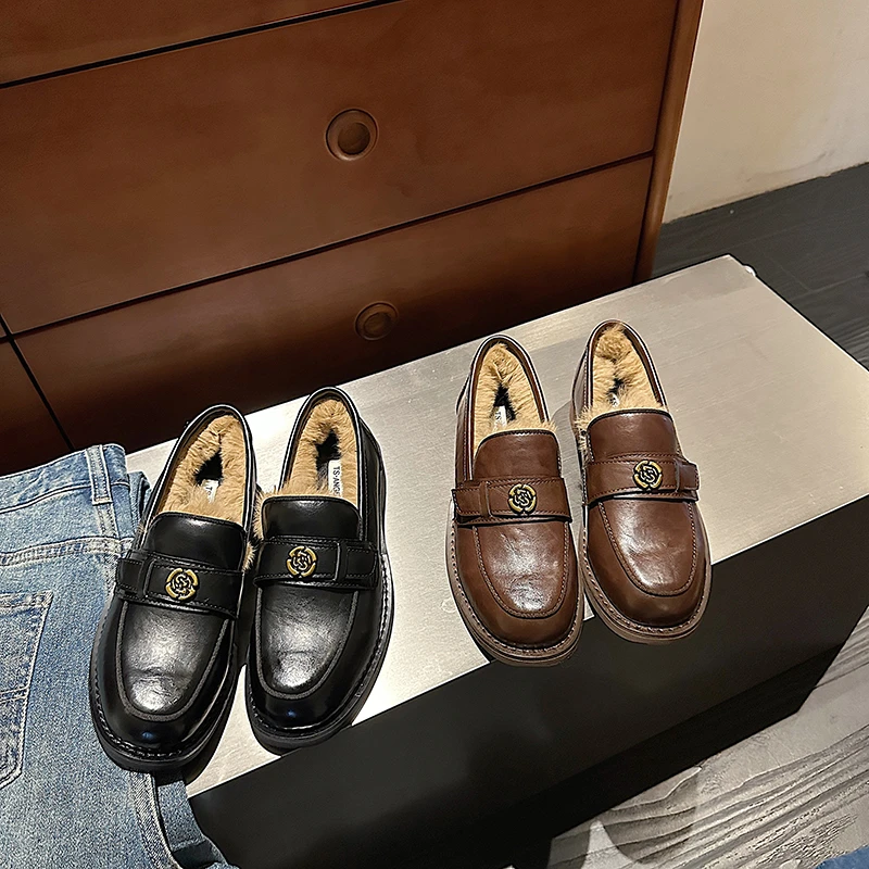 TS/TS穆勒鞋女款2025秋冬新款简约百搭一脚蹬复古加绒休闲小单鞋