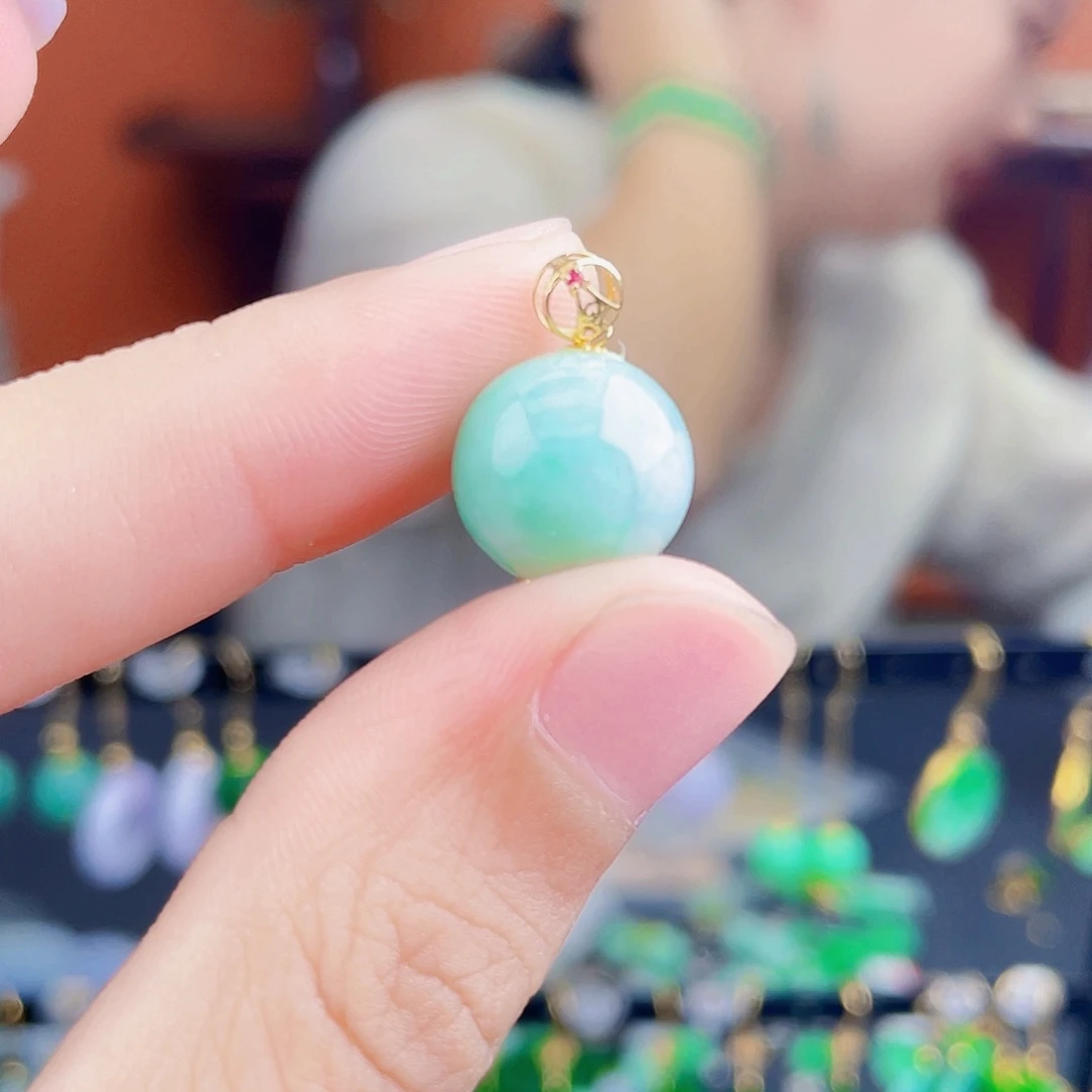 翡翠18K金镶嵌耳饰饰品