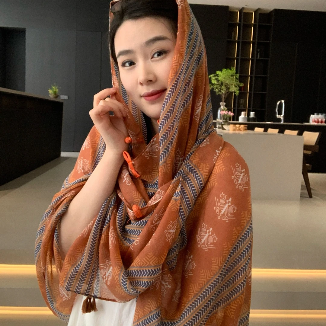 民族风流苏护肩防晒女士春秋长款披肩外搭百搭时尚夏季多功能薄款
