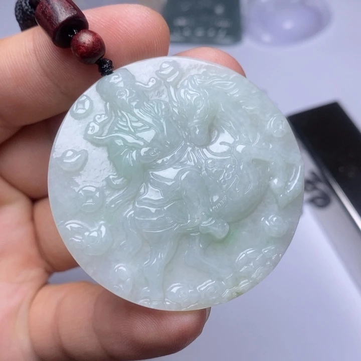 颈饰未镶嵌翡翠翡翠