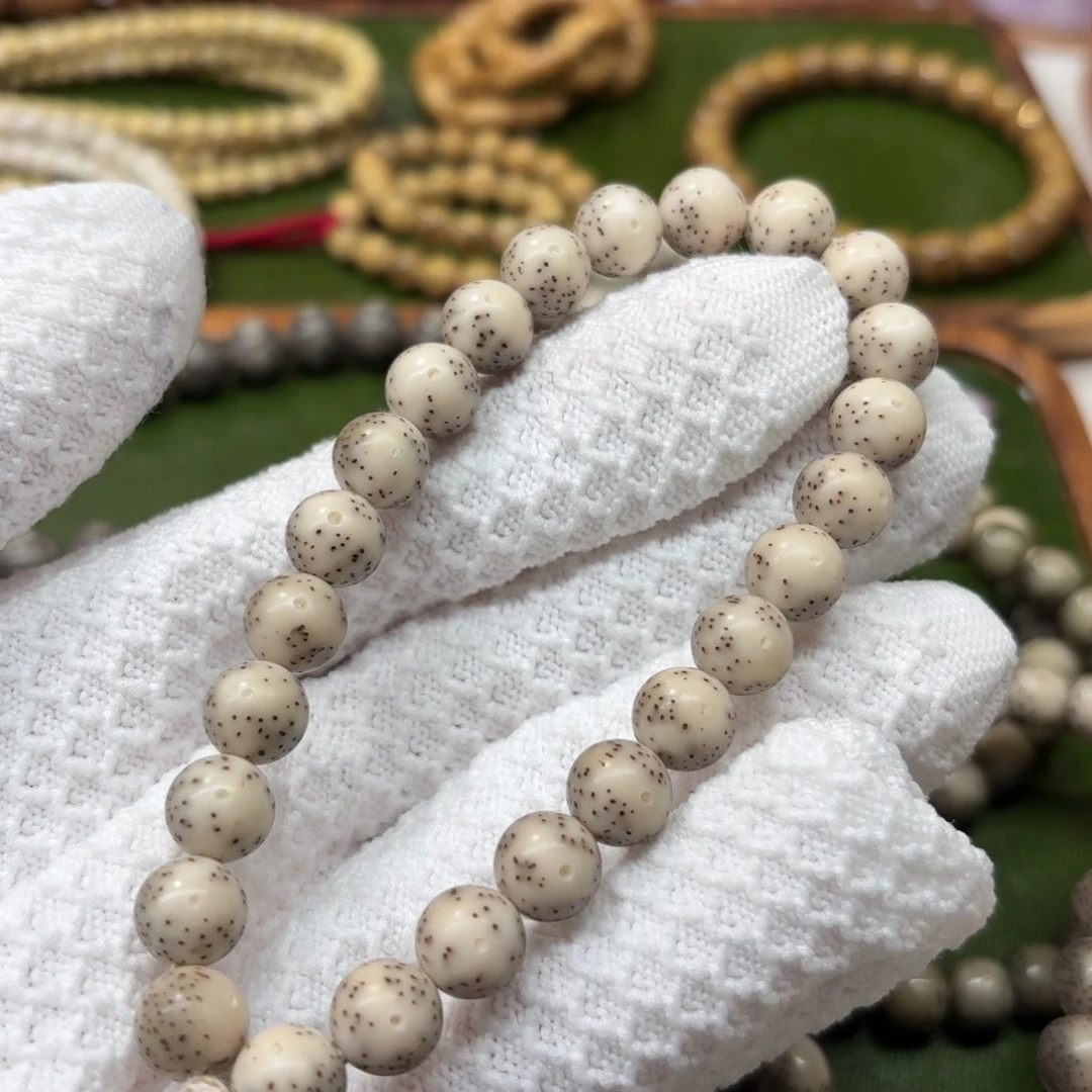 星月菩提吊坠-**-9圆珠金银标款手持