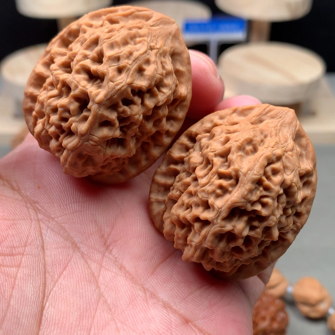 文玩核桃吊坠野生