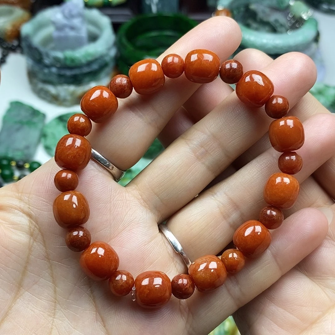 颈饰未镶嵌翡翠手串