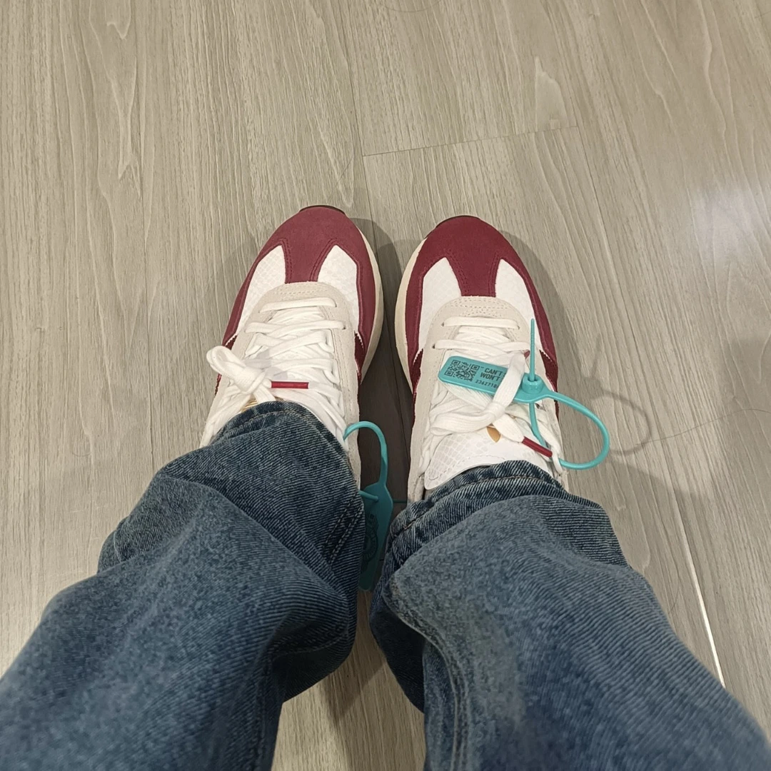 阿迪达斯【蛇年新年款】RETROPY E5中性经典复古运动鞋休闲鞋JP8553