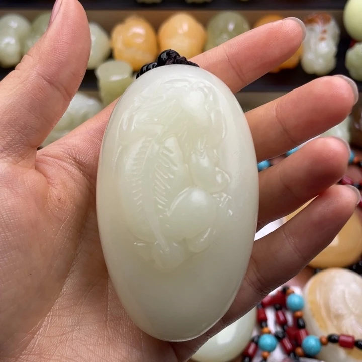 恒***君石材天然古青石手把件