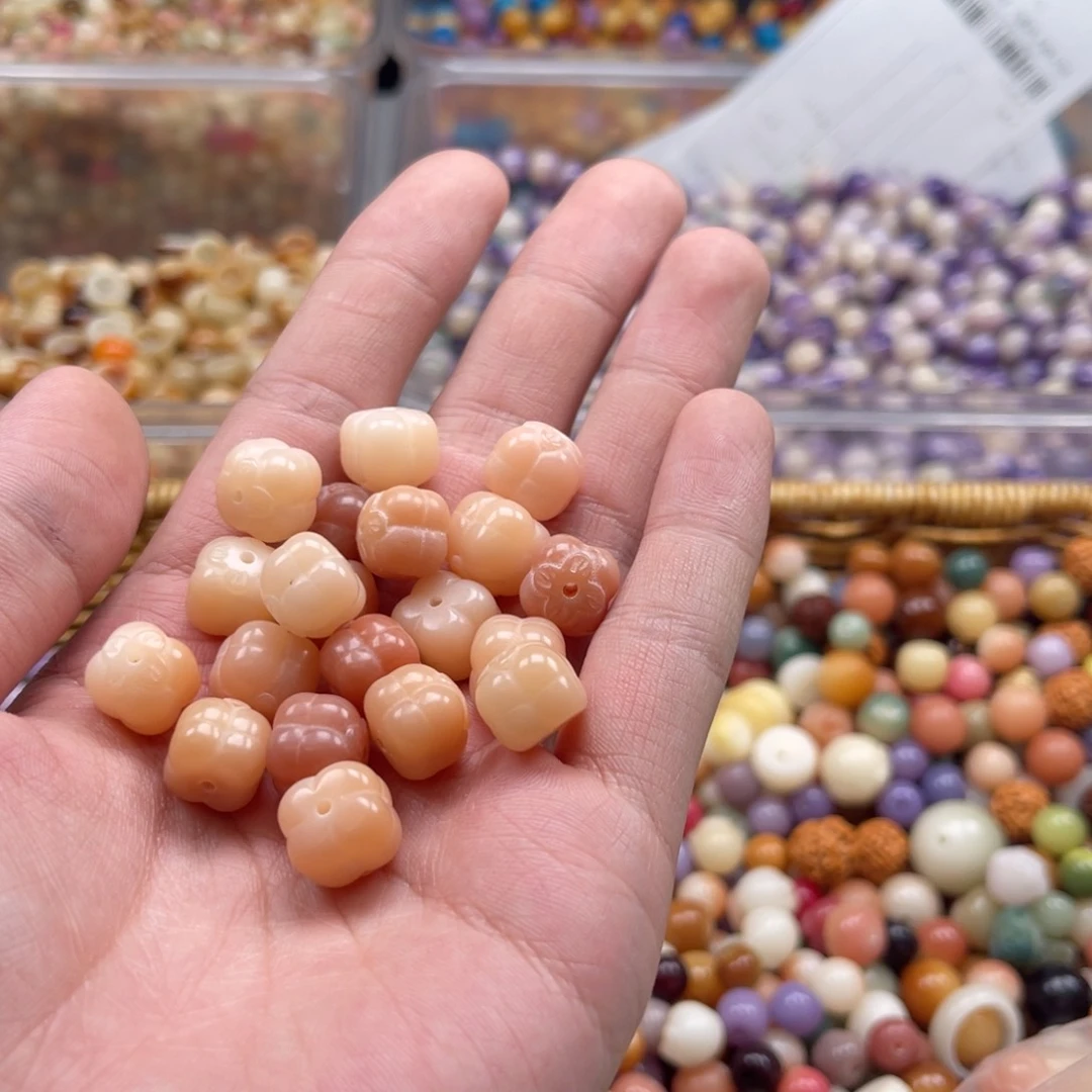 吊坠白玉菩提q12/20+2颗柿子