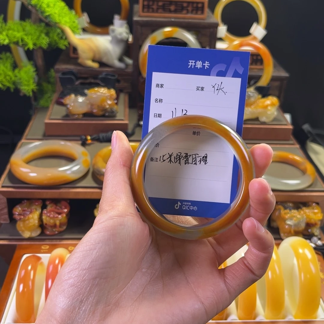 未镶嵌手镯石英质玉Y*