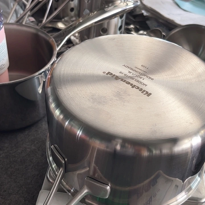 18-10不锈钢厨宝18无盖奶锅