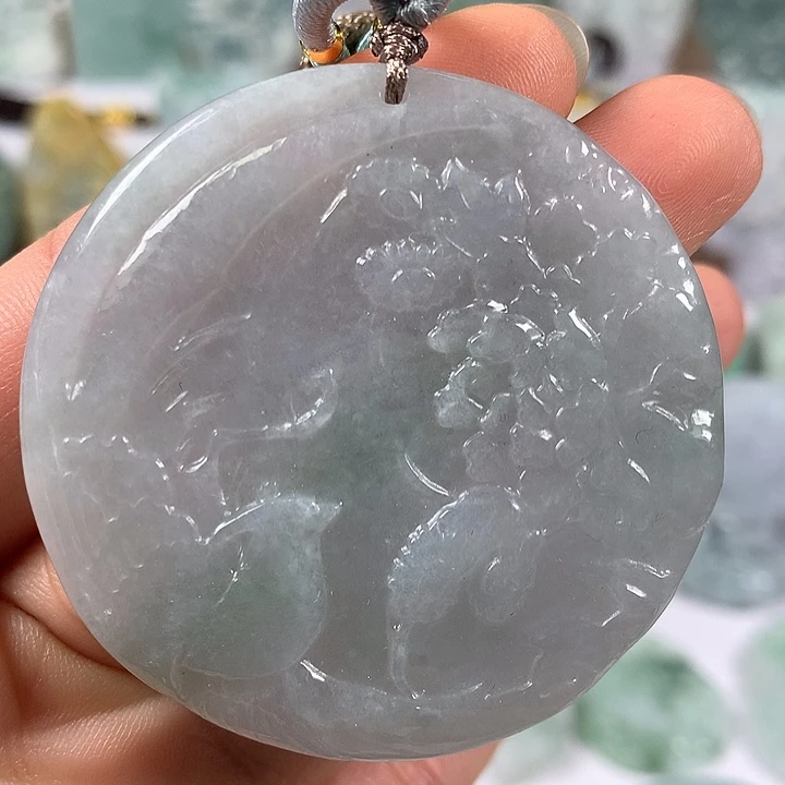 颈饰未镶嵌翡翠凤穿牡丹