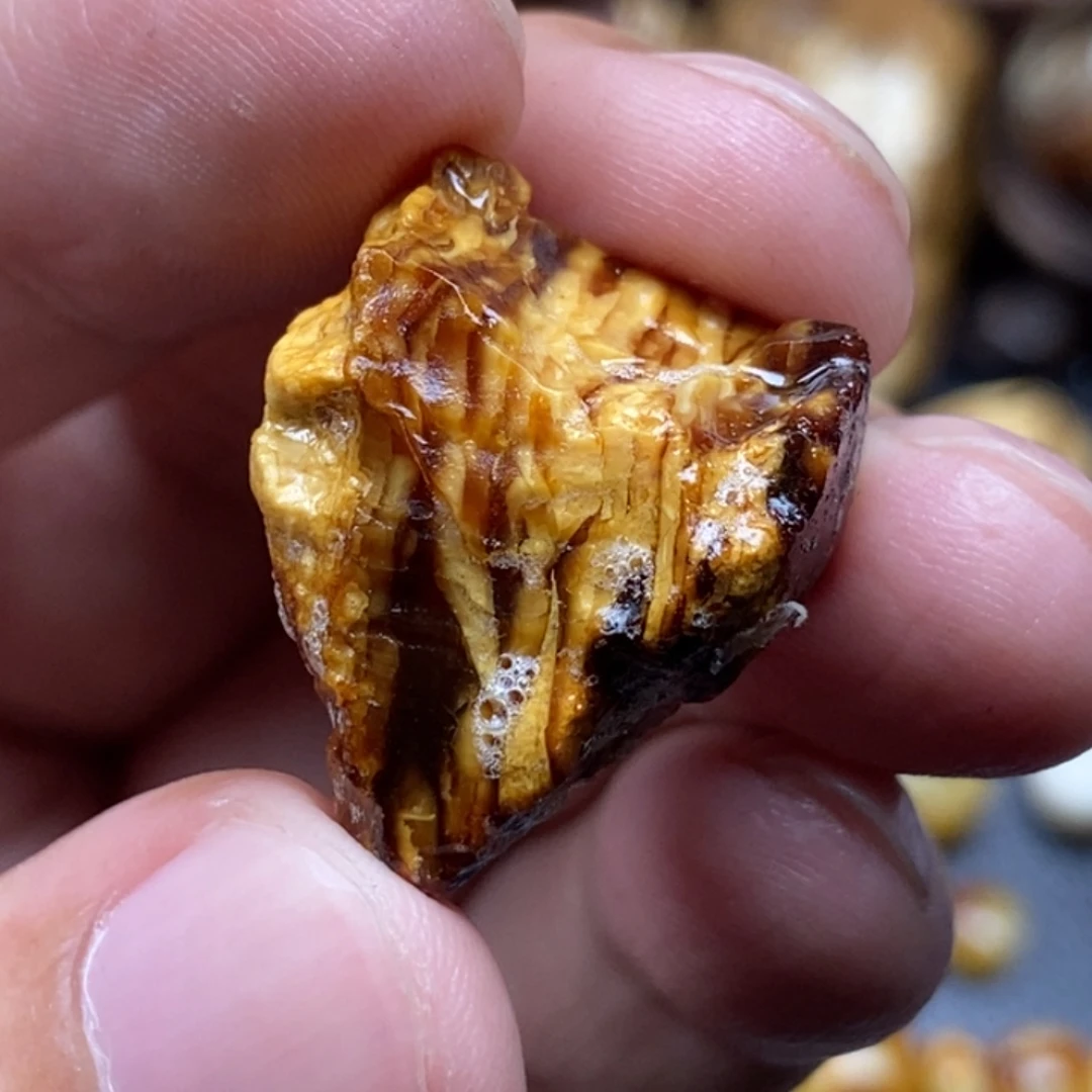 岩***弟定制琥珀未镶嵌定制琥珀