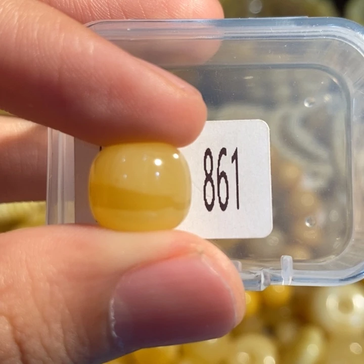 琥珀未镶嵌珠宝奇石861