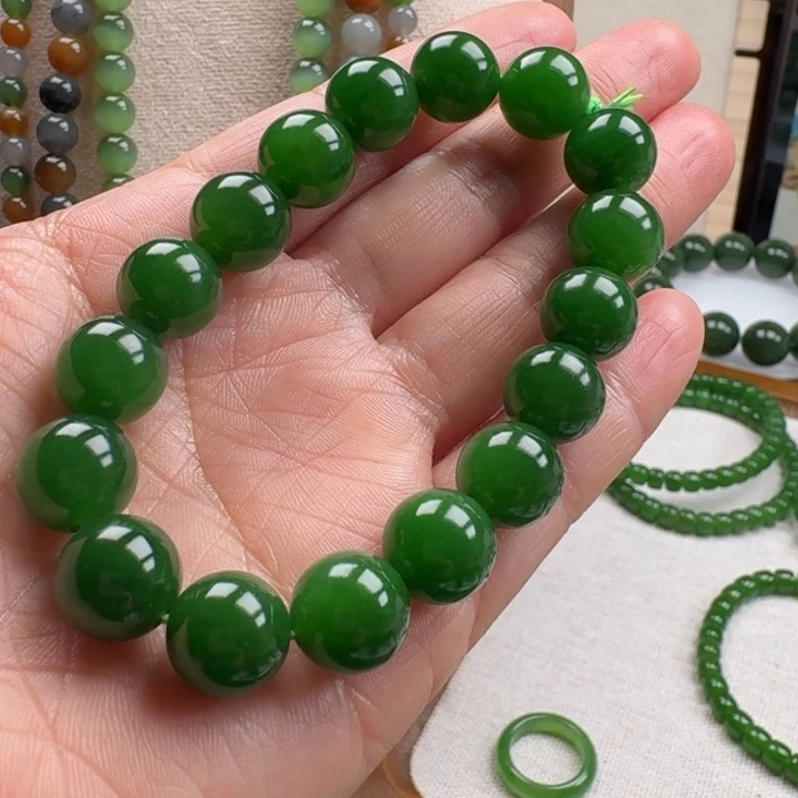 和田玉（碧玉）未镶嵌颈饰